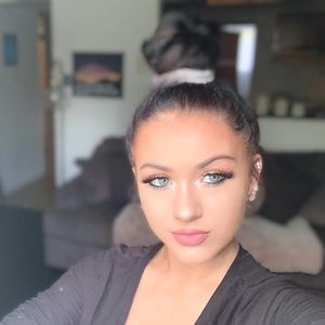 Meet your Posher, Kelsey